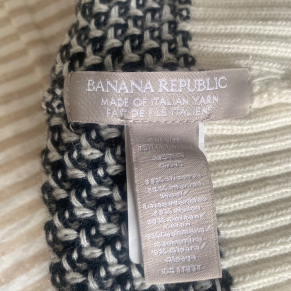 Banana Republic Black and Ivory Slouchy Toque - Picture 3 of 3